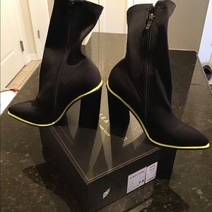 Azalea Wang New Black Fancy boots. Size 7.5